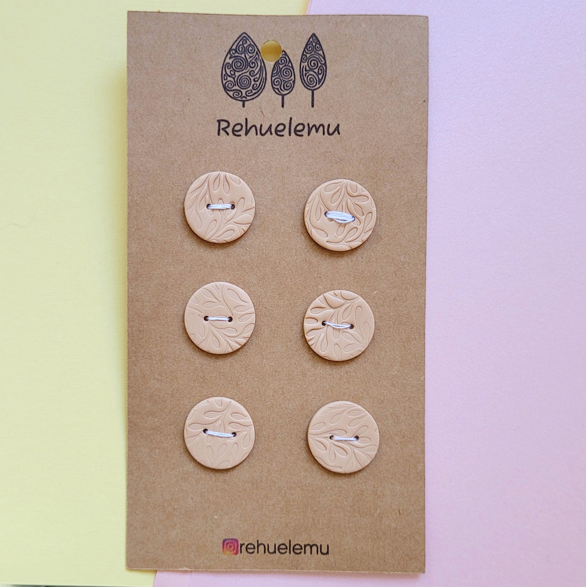 Set de botones hechos a mano - Rehuelemu