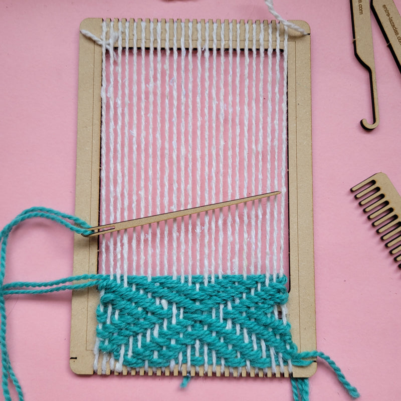 Ñiminka: el mini telar para tejer desde cero en la etapa más linda de la vida + Tutorial + 2 hilados naturales de regalo