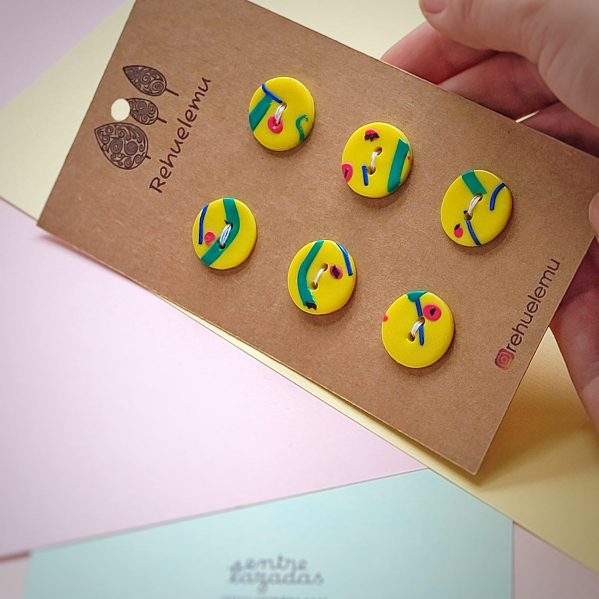 Set de botones hechos a mano - Rehuelemu